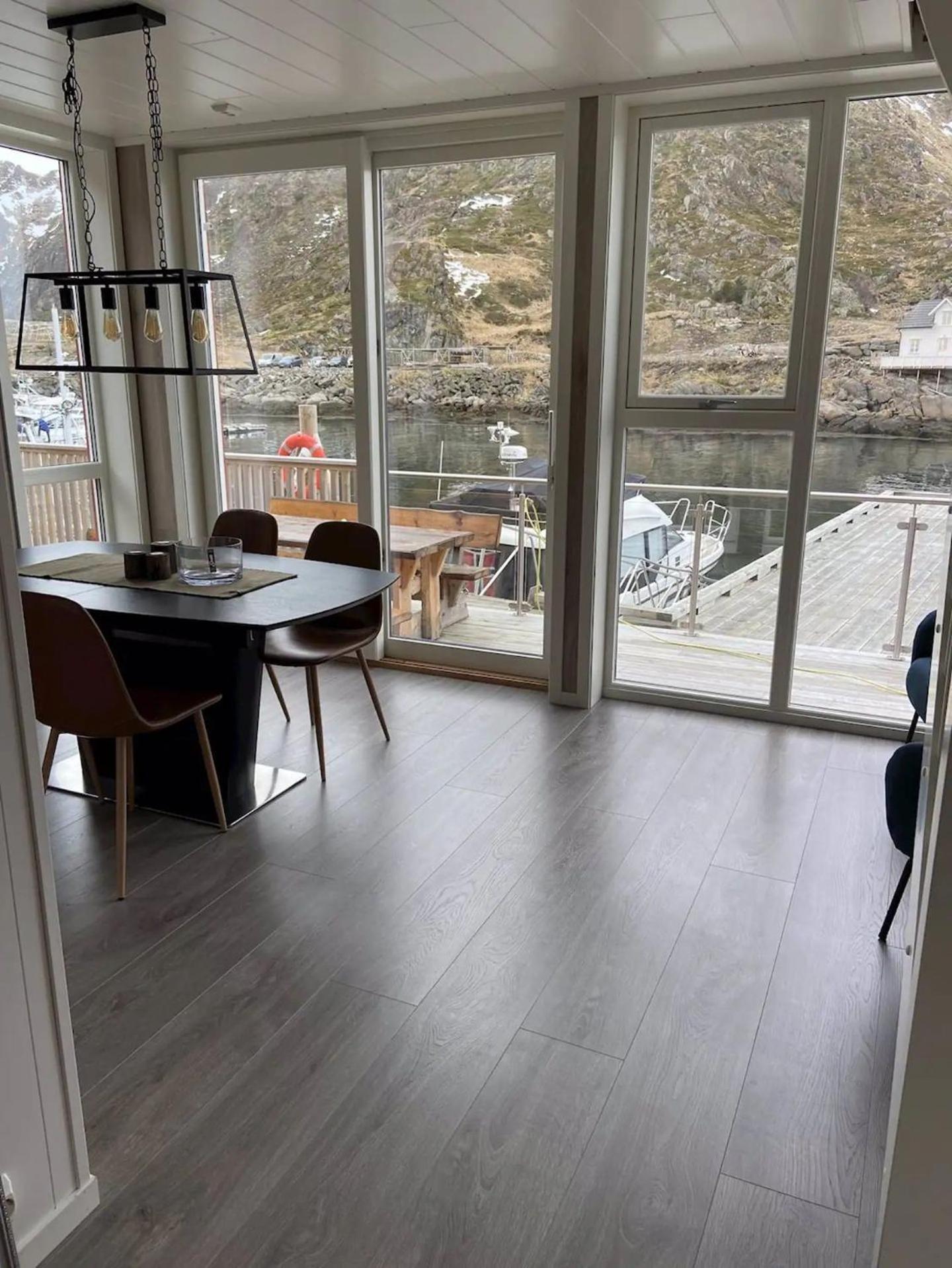 Spektakulaer Rorbu I Autentiske Omgivelser Ballstad Exterior foto